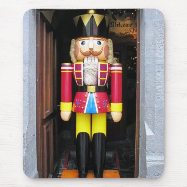 NÖTKNÄPPAREMUSEN VADDERAR MUSMATTA (Framsidan)