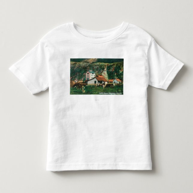 Nötkreatur Amongst ladugårdar SceneSkagway, AK Tee (Framsida)