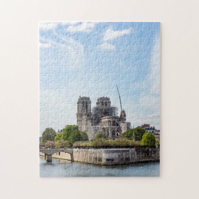 Notre Dame de Paris, efter eld 2019 - Frankrike Pussel (Vertikal)