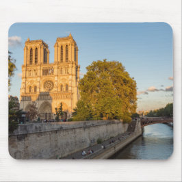 Notre Dame de Paris vid Golden Hour - Paris, Frank Musmatta