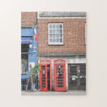 Notting Backe Mobil Boxes London Förenade kungarik Pussel<br><div class="desc">Pussel har ett originalfoto av ett par röda mobila lådor i Notting Backe,  London,  Storbritannien. Det finns också många fler illustrerade och fotopussel från den här butiken. Om du inte ser pusslet du är tittar för,  kontakta Rebecca för att få något designat bara för dig!</div>