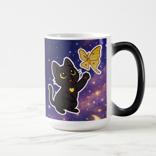 #NovaCatAdventures n Lunar Moth Förnöjelser v2 Magisk Mugg (Höger)