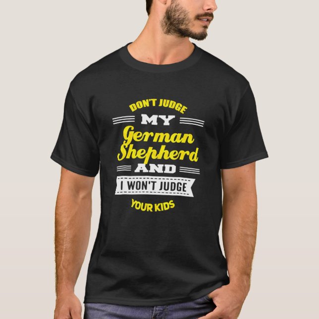 Novelty German Shepherd T Shirt (Framsida)