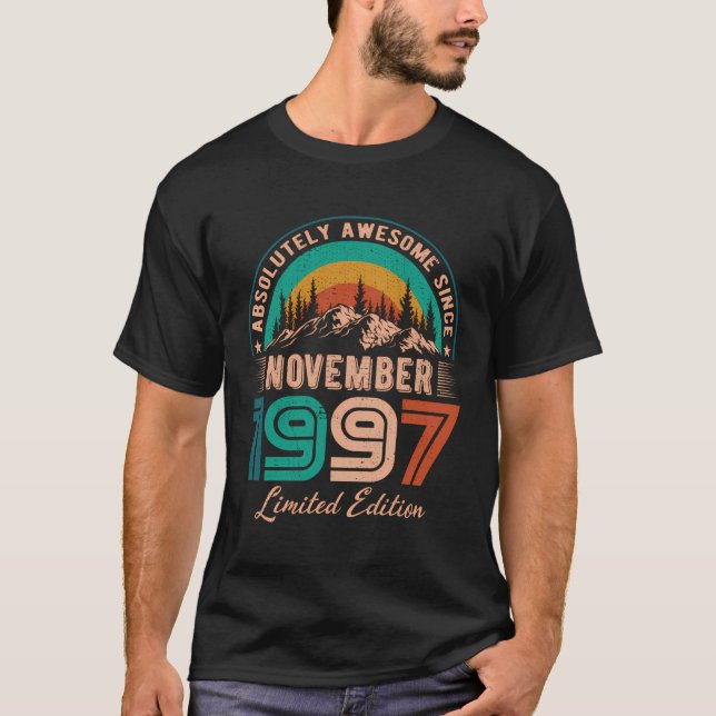 november 1997 Födelsedagen Fantastisk sedan novemb T Shirt (Framsida)