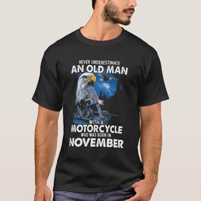 november underskatta aldrig en gammal man med en s t shirt (Framsida)