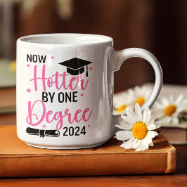 Now Hotter By one Degree 2024 Funny Graduated Gift Kaffemugg