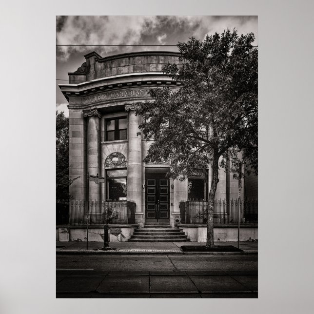 nr 744 Queen St E 2 Poster (Framsidan)