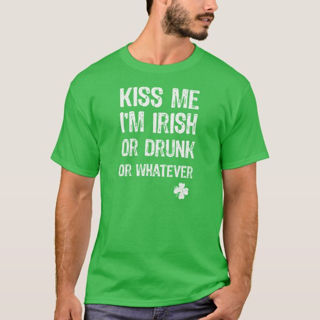 NSPF Kiss Me Funny St. Patrick's Day T-Shirt (Framsida)