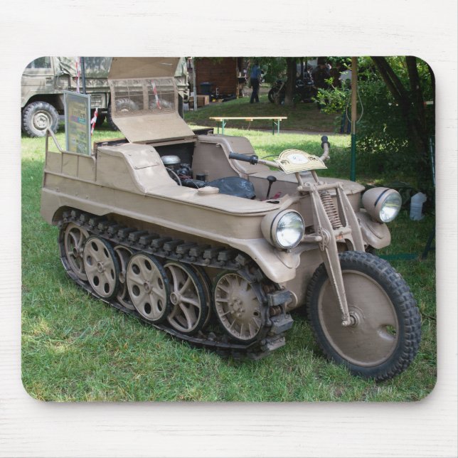 NSU Kettenkrad Musmatta (Framsidan)