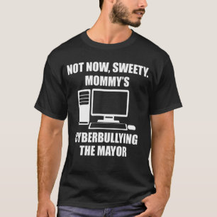 Nu är det inte Sweety Mamma som cyberkulerar på bo T Shirt