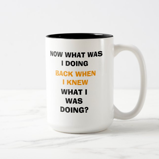 "Nu vad var att göra för I?", Kaffemugg (Höger)