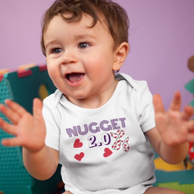 Nugget 2.0 Ballonghund & Hjärtan T Shirt (Skapare uppladdad)