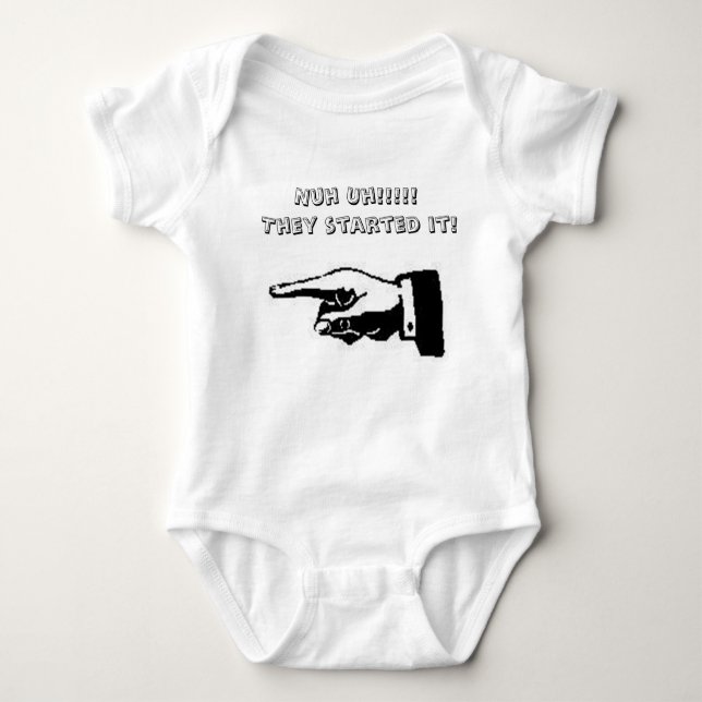 Nuh Uh!!!!! De startade den! Tee Shirt (Framsida)