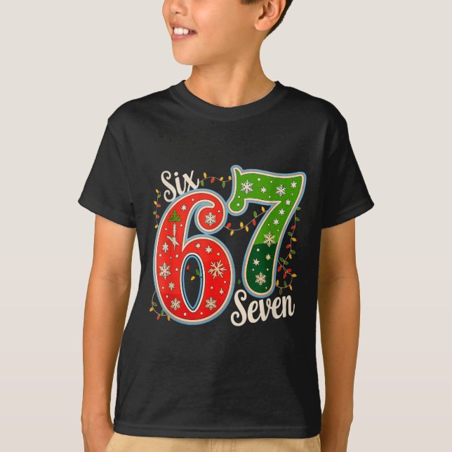 Number 67 Funny Six Seven 6 7 Meme Christmas Light T Shirt (Framsida)