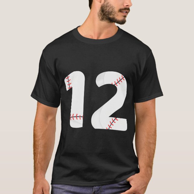 Nummer 12 Baskebollteamet Shirt - 12 Pitcher Batte T (Framsida)
