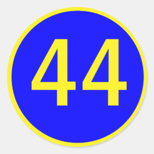 nummer 44 i en cirkel runt klistermärke