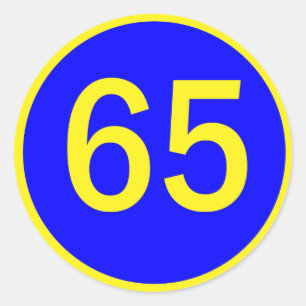 nummer 65, i en cirkel runt klistermärke
