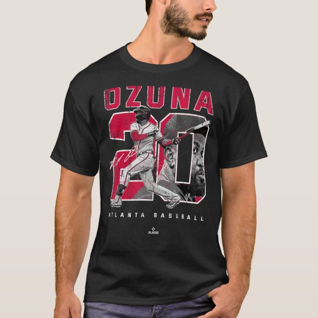 Nummer och Porträtt Marcell Ozuna Atlanta MLBPA T Shirt (Framsida)