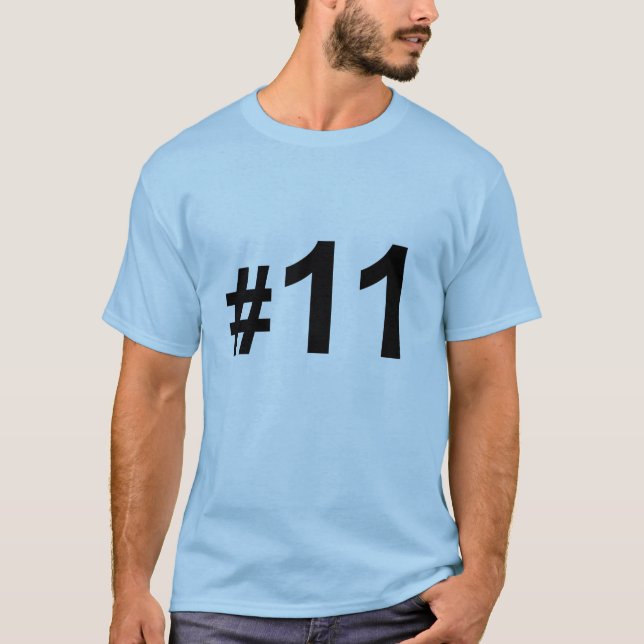 Numrera 11 tee (Framsida)