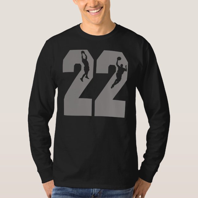 Numrera 22 basketspelare tee shirt (Framsida)