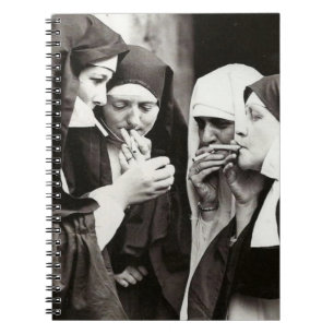 Nuns Smoking Vintage Photography Anteckningsbok