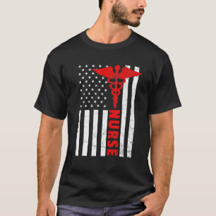 Nurse Appreciation Gift American Flagga RN juli 4: T Shirt