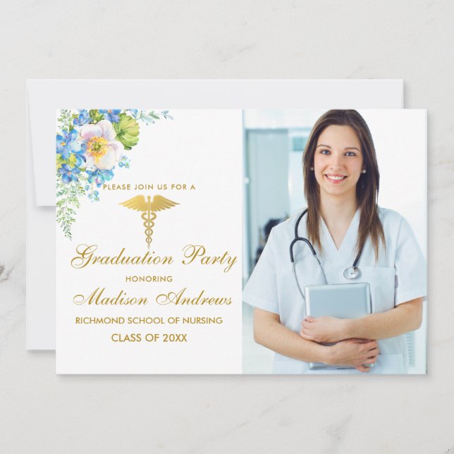 Nurse Blue Blommigt Grad Party Inbjudan Guld (Framsida)