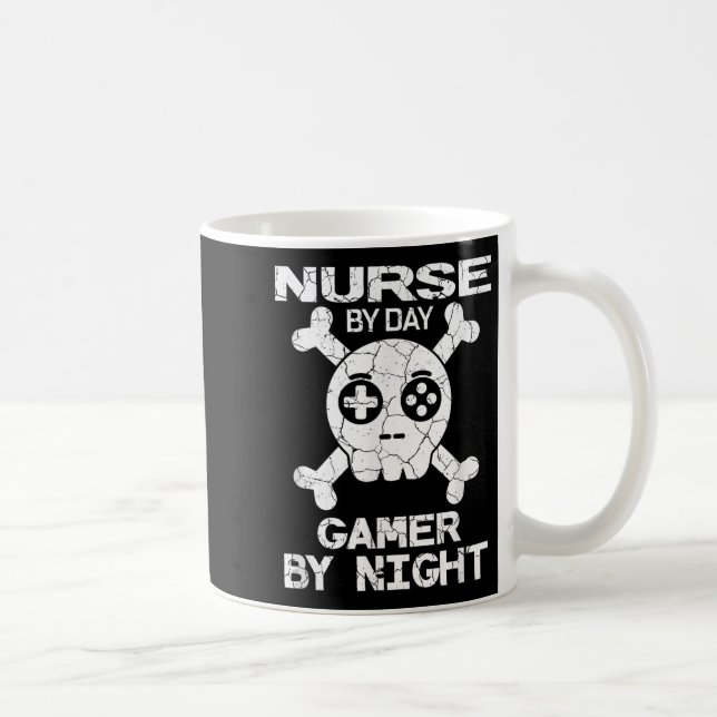 Nurse By Day Gamer By Night - Gaming Quote  Kaffemugg (Höger)
