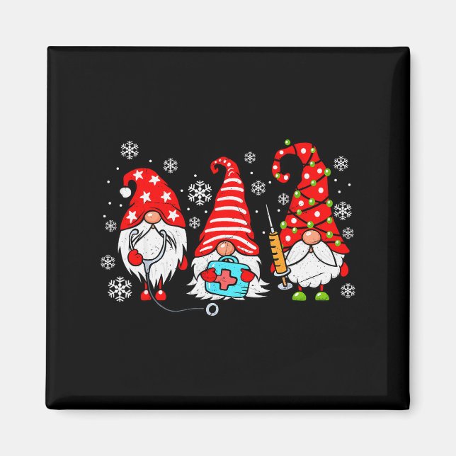 Nurse Christmas Gnomes Xmas Scrub Top Er Rn Nursin Magnet (Framsidan)