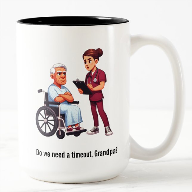 Nurse Dealing With Self Entitled Elderly Patient  Två-Tonad Mugg (Skapare uppladdad)
