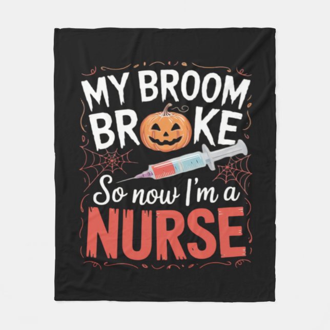 Nurse Funny Halloween Nursing Essential T-Shirt_1 Fleecefilt (Framsidan)
