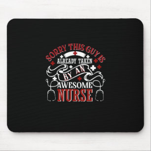 Nurse Gift Beklagar att den här killen redan är Musmatta