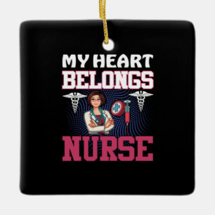 Nurse Gift Mina Tillhör i hjärtat Julgransprydnad Keramik