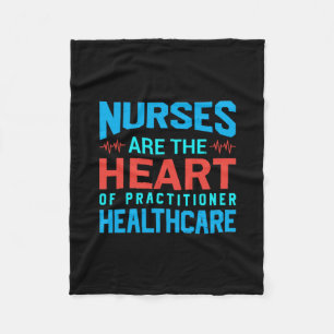 Nurse Gift Sjuksköterskor är hjärtat Fleecefilt