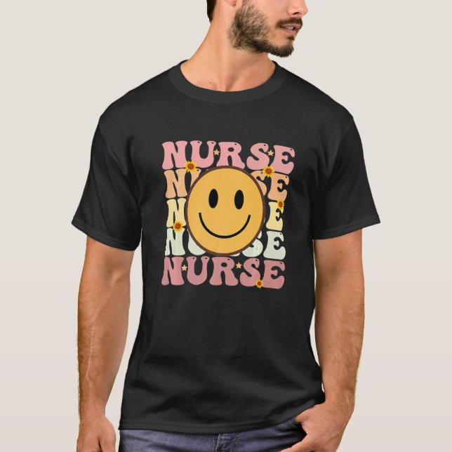 Nurse Groovy Retro Hippie   T Shirt (Framsida)