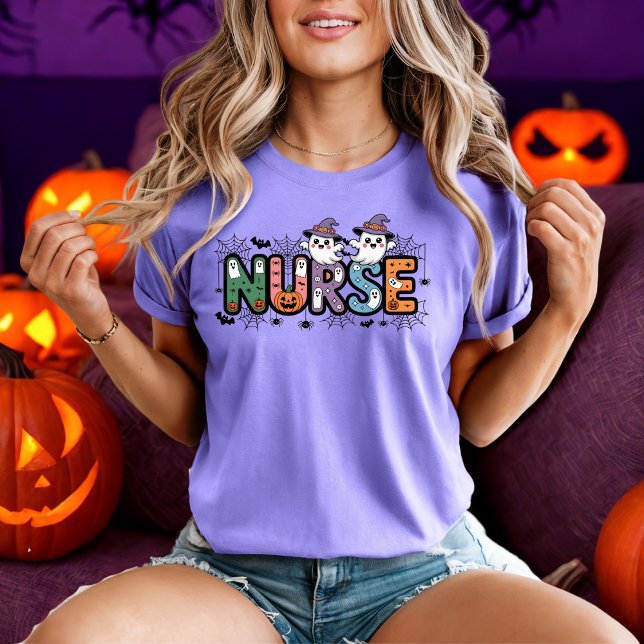 Nurse Halloween Tecknad Spooky Brev Design T Shirt (Skapare uppladdad)