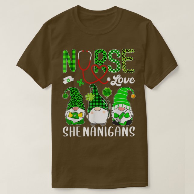 Nurse Kärlek Shenanigans Funny Gnomes St Patricks  T Shirt (Design framsida)