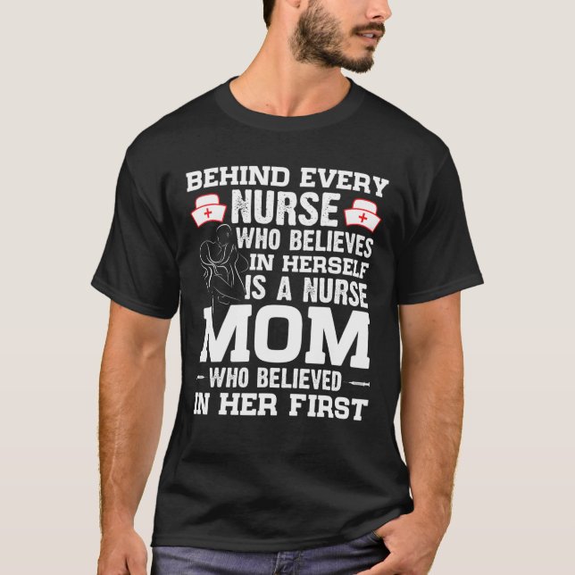 Nurse Mamma Mor Funny Women Nursing RN LPN Medica T Shirt (Framsida)