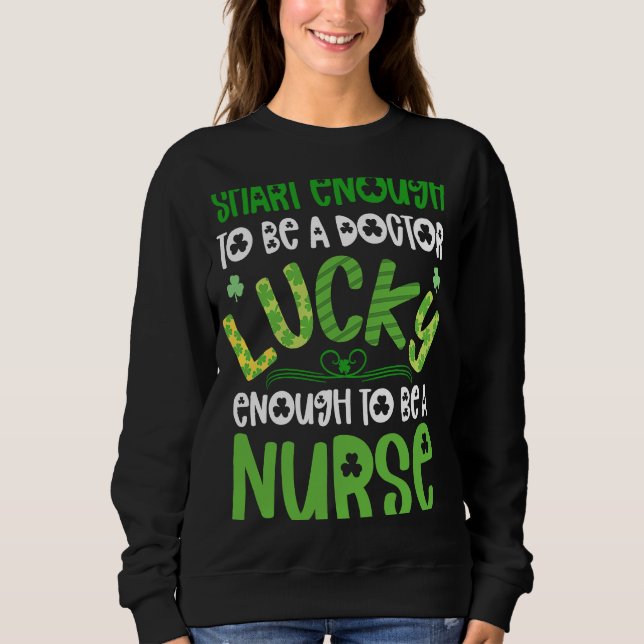 Nurse St Patricks Day  For Nurses Lucky  Nursing T Shirt (Framsida)
