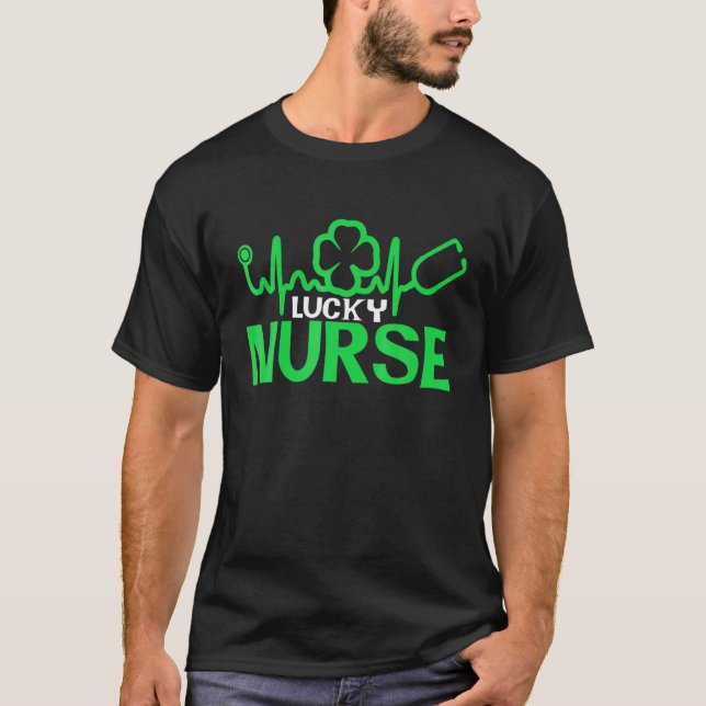 Nurse St patrick's day Lucky Nurse Shamrock Kärlek T Shirt (Framsida)
