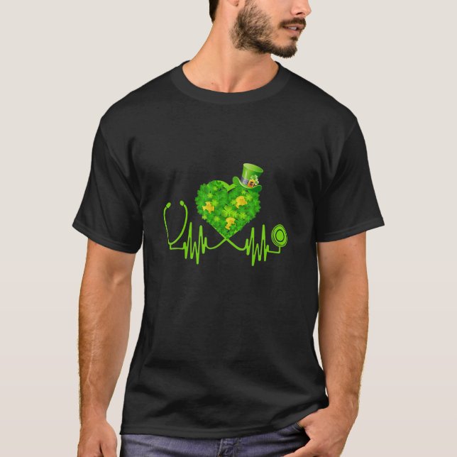 Nurse Stethoscope Heartslag Irish T Shirt (Framsida)