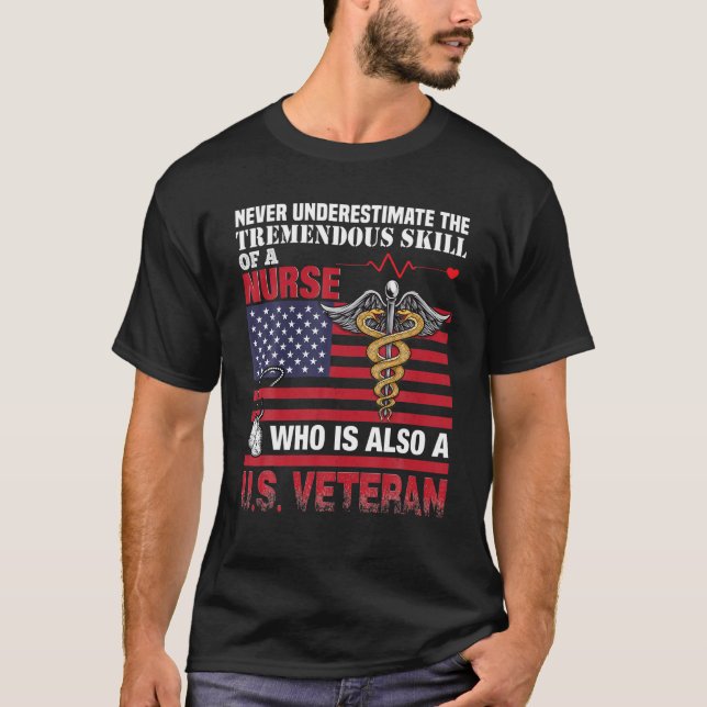 Nurse U.S. Veteran T Shirt (Framsida)