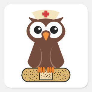 Nurse Uggla (med bandaid) Fyrkantigt Klistermärke