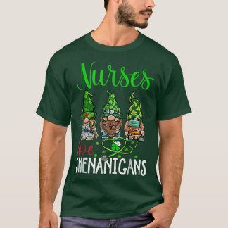 Nurses Kärlek Shenanigans Funny Gnomes Nurse St Pa T Shirt