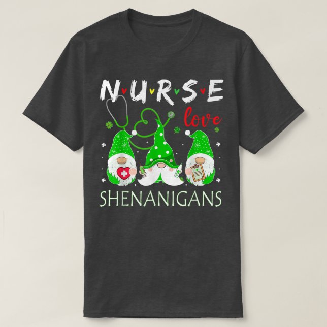 Nurses Kärlek Shenanigans Funny Gnomes Nurse St Pa T Shirt (Design framsida)