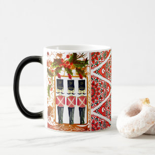 Nutcracker Trio Holly Ram Soldier Magisk Mugg