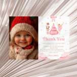 Nutcracker Winter Photo - tackkort Inbjudningar<br><div class="desc">Skicka ett hjärtligt tack med vårt "The Nutcracker Winter"-fototackkort. Med elegant Nutcracker-temade design, vinteraccenter och ett utrymme för ett personlig-foto är detta kort perfekt för att uttrycka tacksamhet efter ett magiskt firande eller födelsedag. Idealisk för att ha tillfogat en personlig och festlig beröring fångar den evenemangets glädje och lämnar gästerna...</div>