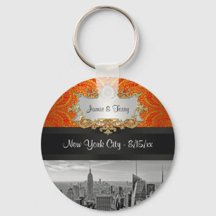 NY City Skyline BW 111 Red Guld Paisley Nyckelring