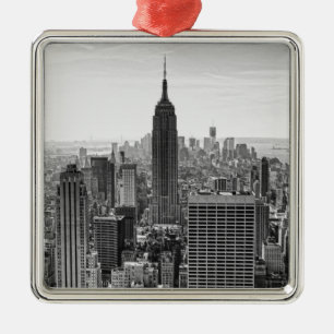 NY Citys siluett Emp St Bldg, WTC BW Julgransprydnad Metall