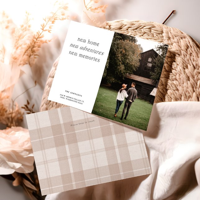 Ny Flytta för foto till hemmet Personlig Meddelande (New home photo announcement card displayed on table with beige accents)